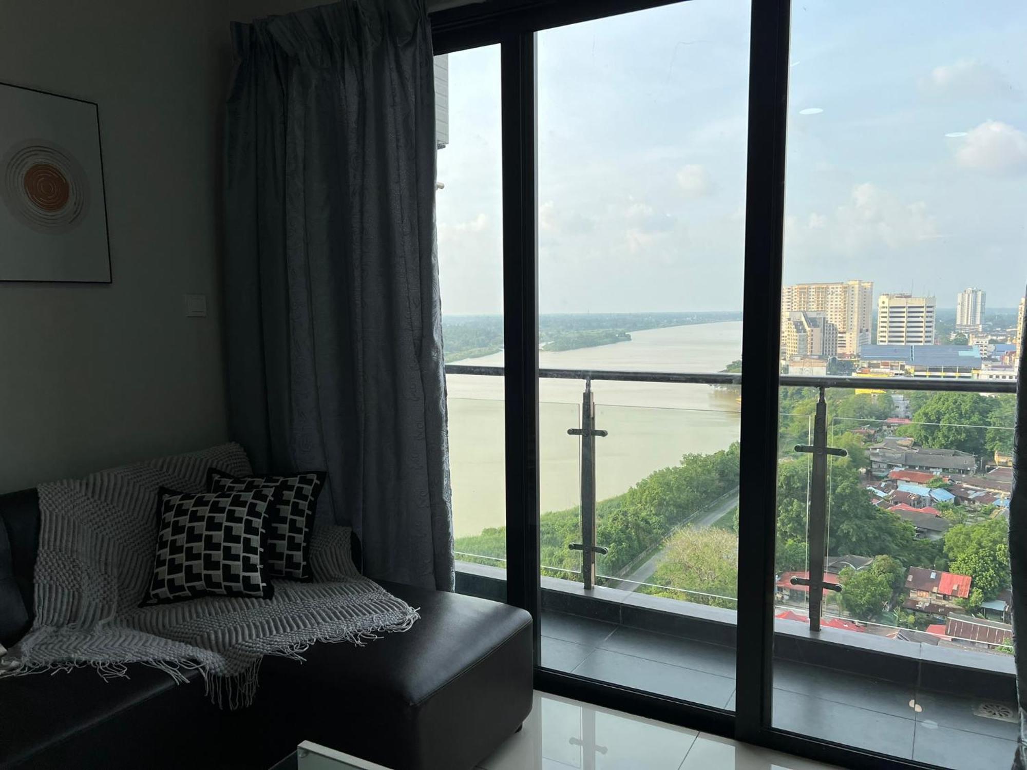 Riverview 8pax 3br In Kbtown Wi-fi, B-1-3 Apartment Kota Bharu