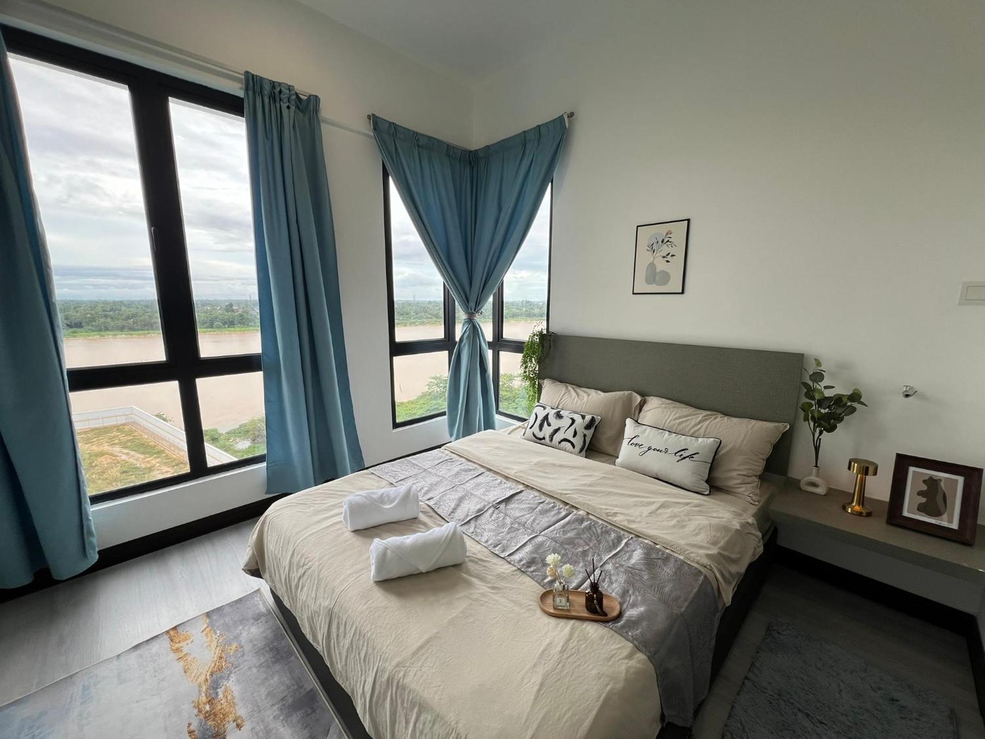 Riverview 8pax 3br In Kbtown Wi-fi, B-1-3 Apartment Kota Bharu